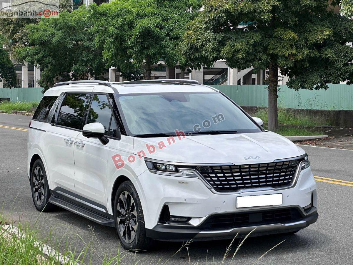 Kia Carnival Signature 2.2D 2023