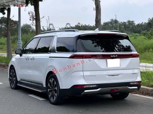 Xe Kia Carnival Signature 2.2D 2023