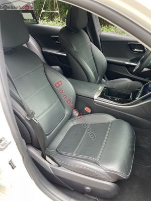 Xe Mercedes Benz C200 Avantgarde 2022