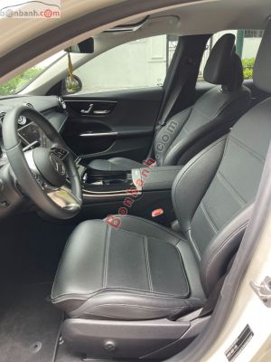 Xe Mercedes Benz C200 Avantgarde 2022