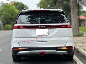 Xe Kia Carnival Luxury 2.2D 2024