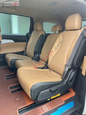 Xe Kia Carnival Luxury 2.2D 2024