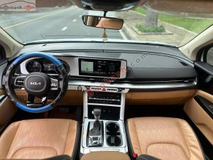 Xe Kia Carnival Luxury 2.2D 2024