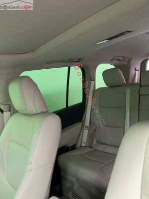 Xe Toyota Land Cruiser 3.5 V6 2024