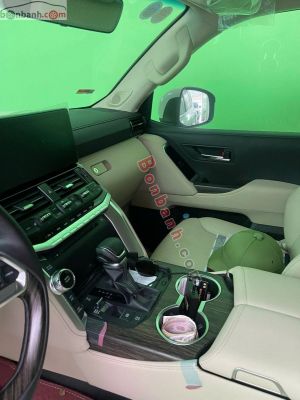 Xe Toyota Land Cruiser 3.5 V6 2024