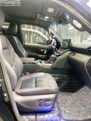 Xe Toyota Land Cruiser 3.5 V6 2023