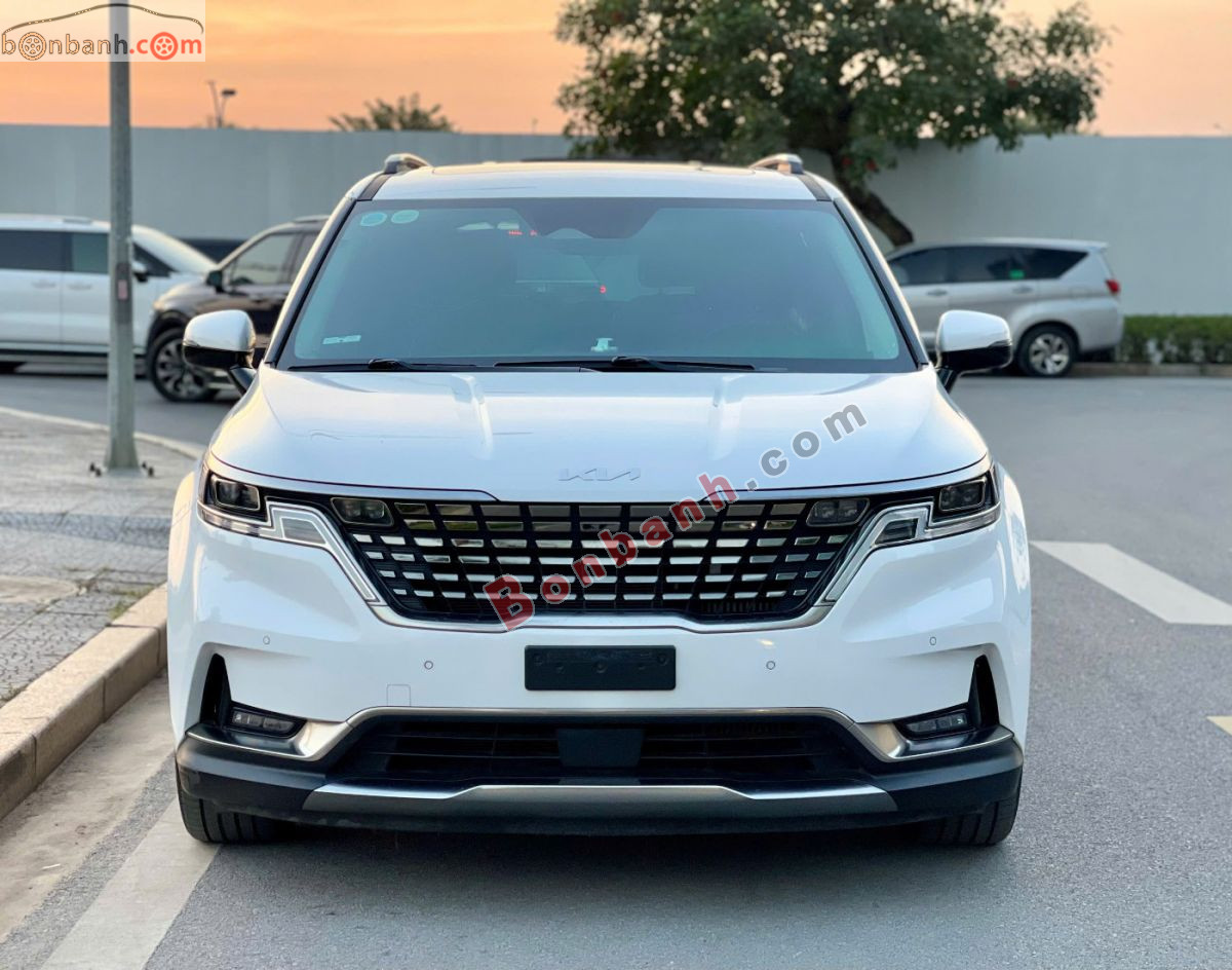 Kia Carnival Signature 2.2D 2024