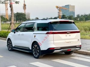 Xe Kia Carnival Signature 2.2D 2024