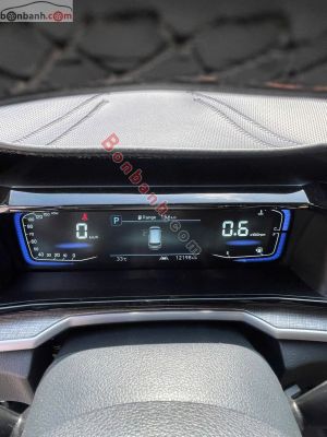 Xe Hyundai Custin Cao Cấp 2.0T 2023