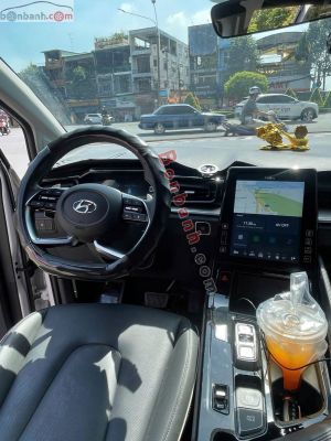 Xe Hyundai Custin Cao Cấp 2.0T 2023