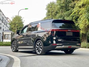 Xe Kia Carnival Signature 2.2D 2022