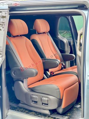 Xe Kia Carnival Signature 2.2D 2023