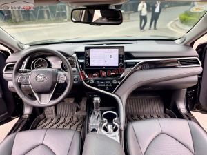 Xe Toyota Camry 2.0Q 2022