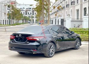 Xe Toyota Camry 2.0Q 2022