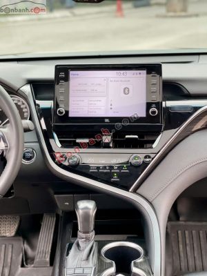 Xe Toyota Camry 2.0Q 2022