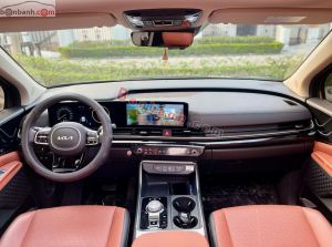 Xe Kia Carnival Signature 1.6 Turbo HEV 7S 2025