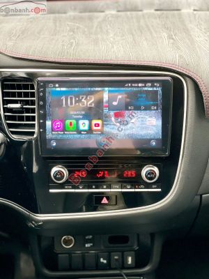 Xe Mitsubishi Outlander Premium 2.0 CVT 2022