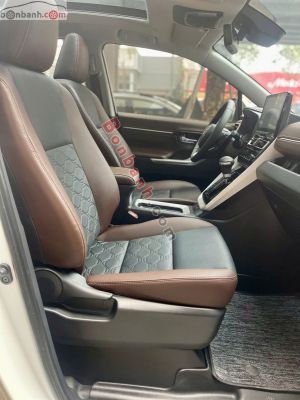 Xe Toyota Innova Cross HEV 2.0 CVT 2025