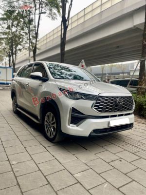 Xe Toyota Innova Cross HEV 2.0 CVT 2025