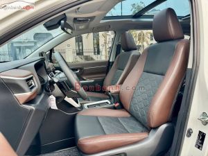 Xe Toyota Innova Cross HEV 2.0 CVT 2025