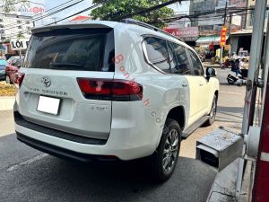 Xe Toyota Land Cruiser 3.5 V6 2023