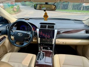 Xe Toyota Camry 2.0E 2018