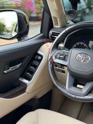 Xe Toyota Land Cruiser 3.5 V6 2022