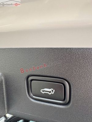 Xe Kia Sportage Signature 2.0G 2024