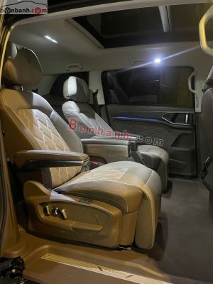 Xe Volkswagen Viloran Luxury 2024