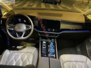 Xe Volkswagen Viloran Luxury 2024