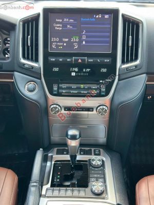 Xe Toyota Land Cruiser VX.R 4.6 V8 2018