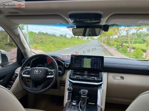 Xe Toyota Land Cruiser 3.5 V6 2023