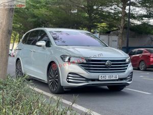 Xe Volkswagen Viloran Luxury 2024