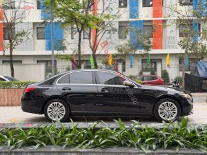 Xe Mercedes Benz C200 Avantgarde 2022