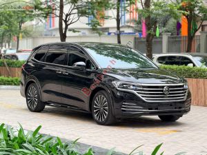 Xe Volkswagen Viloran Luxury 2024