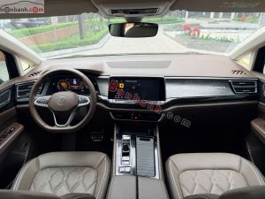 Xe Volkswagen Viloran Luxury 2024