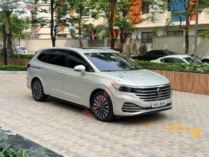 Xe Volkswagen Viloran Luxury 2024
