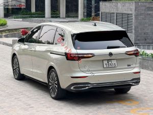 Xe Volkswagen Viloran Luxury 2024