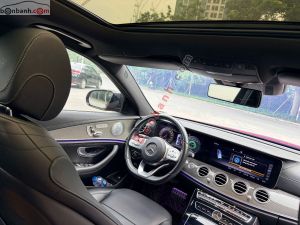 Xe Mercedes Benz E300 AMG 2019
