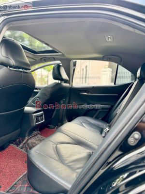 Xe Toyota Camry 2.0Q 2021
