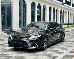 Xe Toyota Camry 2.0Q 2021