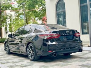 Xe Toyota Camry 2.0Q 2021