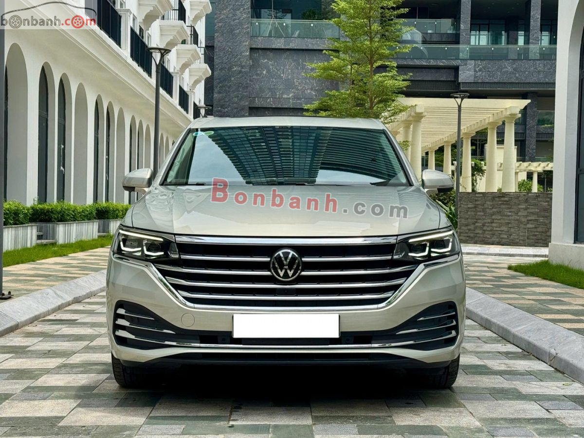 Volkswagen Viloran Luxury 2024