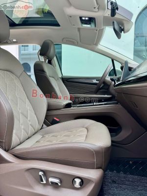 Xe Volkswagen Viloran Luxury 2024