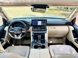 Xe Toyota Land Cruiser 3.5 V6 2023