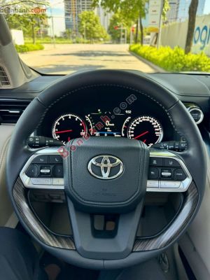 Xe Toyota Land Cruiser 3.5 V6 2023