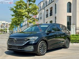 Xe Volkswagen Viloran Luxury 2024