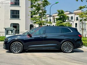 Xe Volkswagen Viloran Luxury 2024