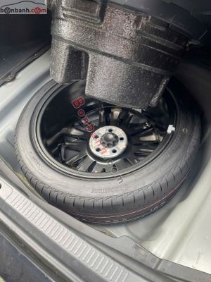 Xe Toyota Camry 2.0Q 2022