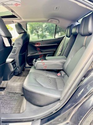 Xe Toyota Camry 2.0Q 2022
